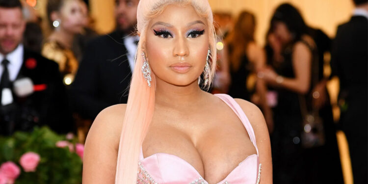 Nicki Minaj, pink queen