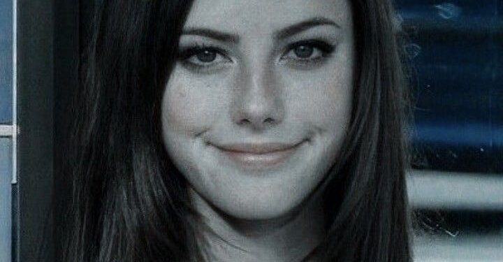 Effy STONEM : Outfit x song