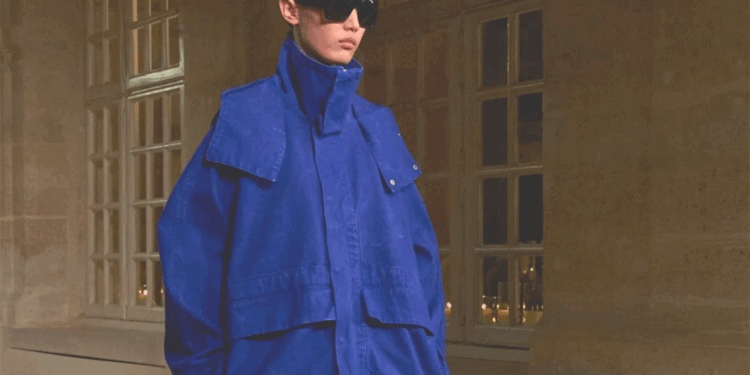 BLEU ROYAL LA TENDANCE PE26