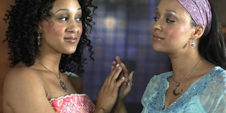 Twitches : le style enchanté des jumelles sorcières