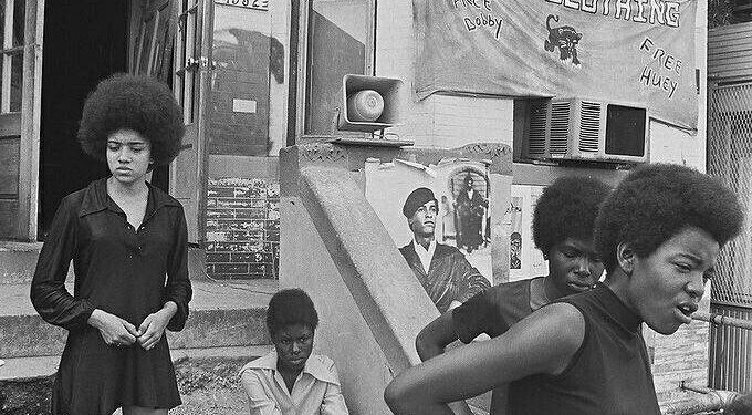 Le mouvement Black Panthers et la Mode